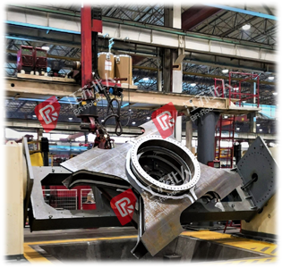 某重工行業(yè)的挖機(jī)履帶架焊接 某重工行業(yè)的挖機(jī)履帶架焊接